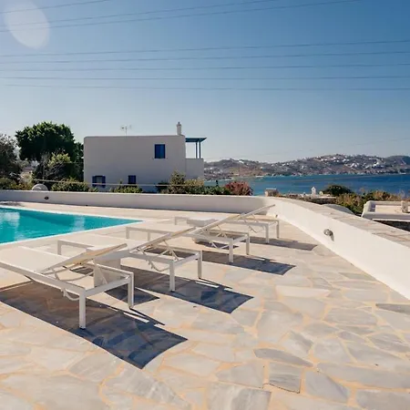 Bougainvilla Mykonos Semesterbostad